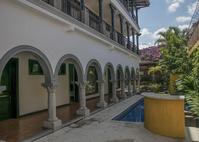 Hotel Colonial